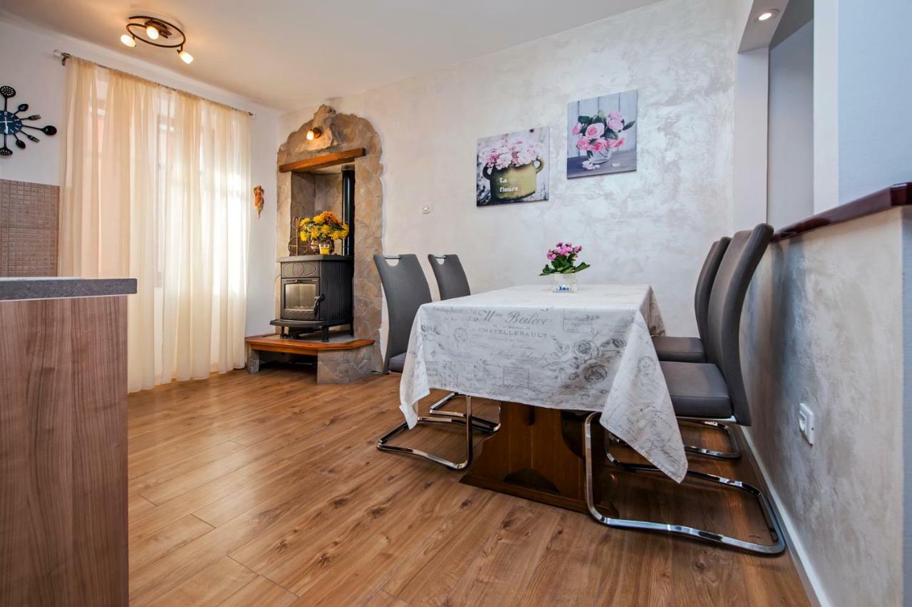 Vista Mare - Sea View Apartment โรวีน ภายนอก รูปภาพ